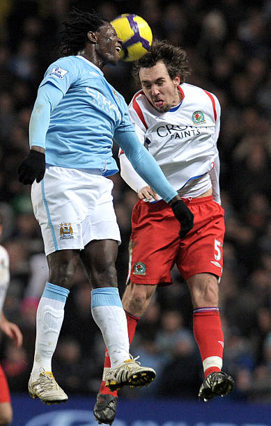 由于恶劣天 由于恶劣天